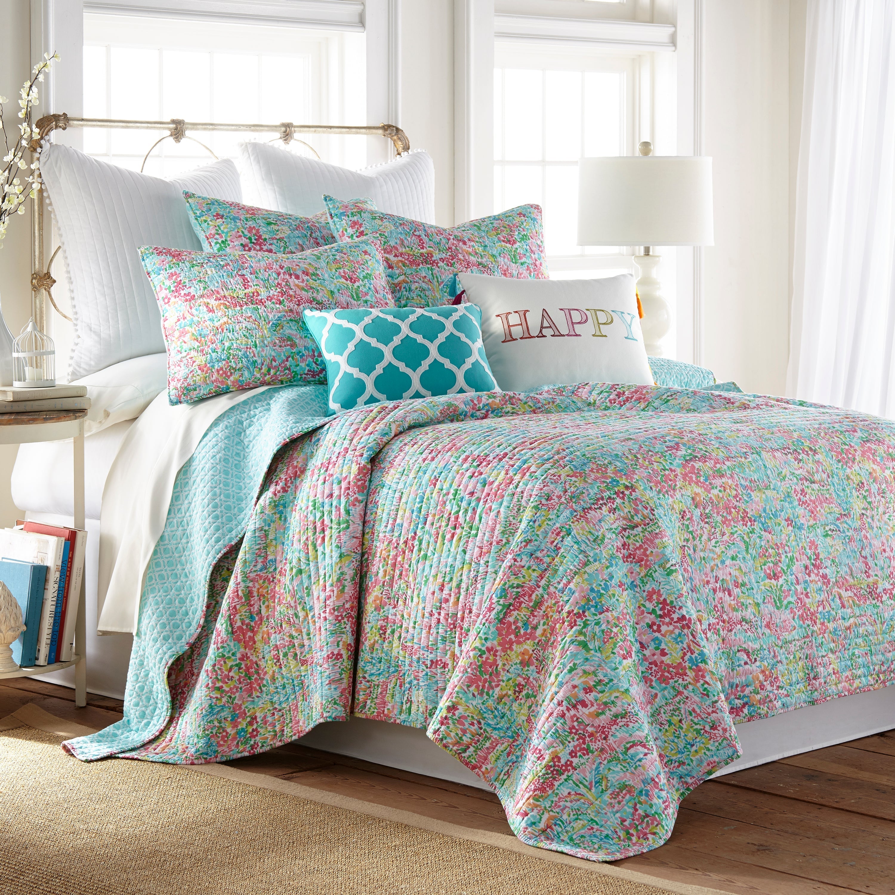 Karola Quilt Set