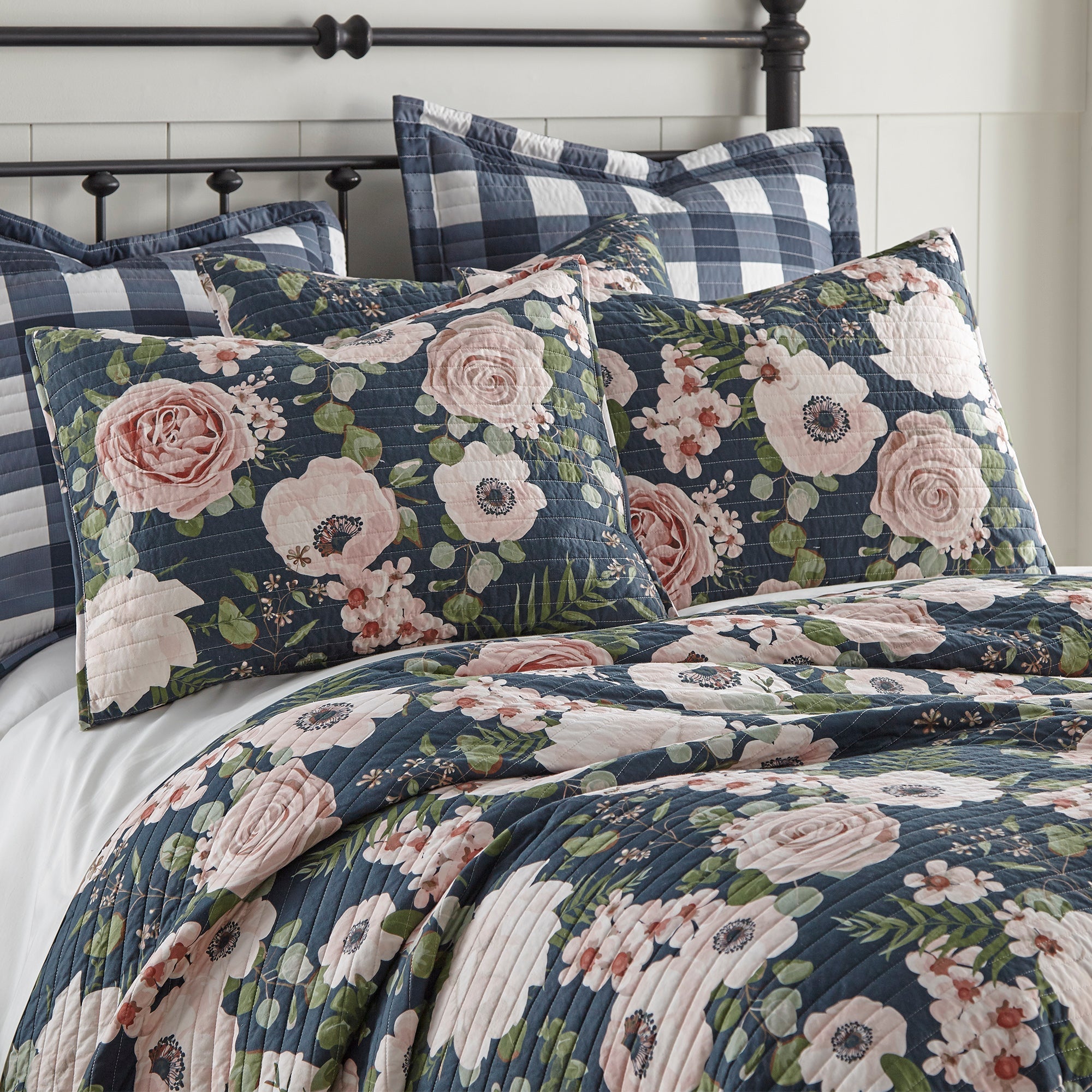 Fiori Quilt Set