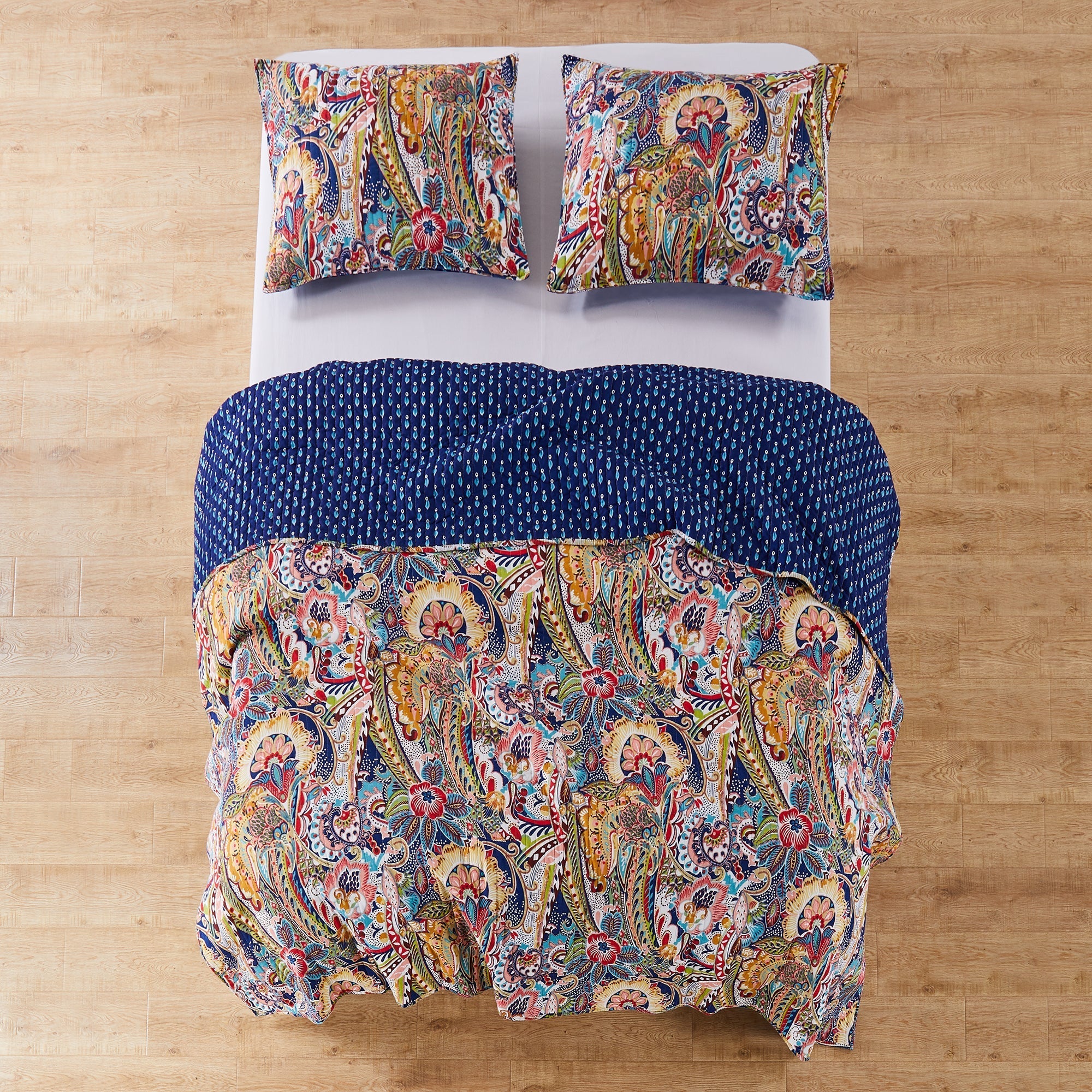 Nanette Quilt Set