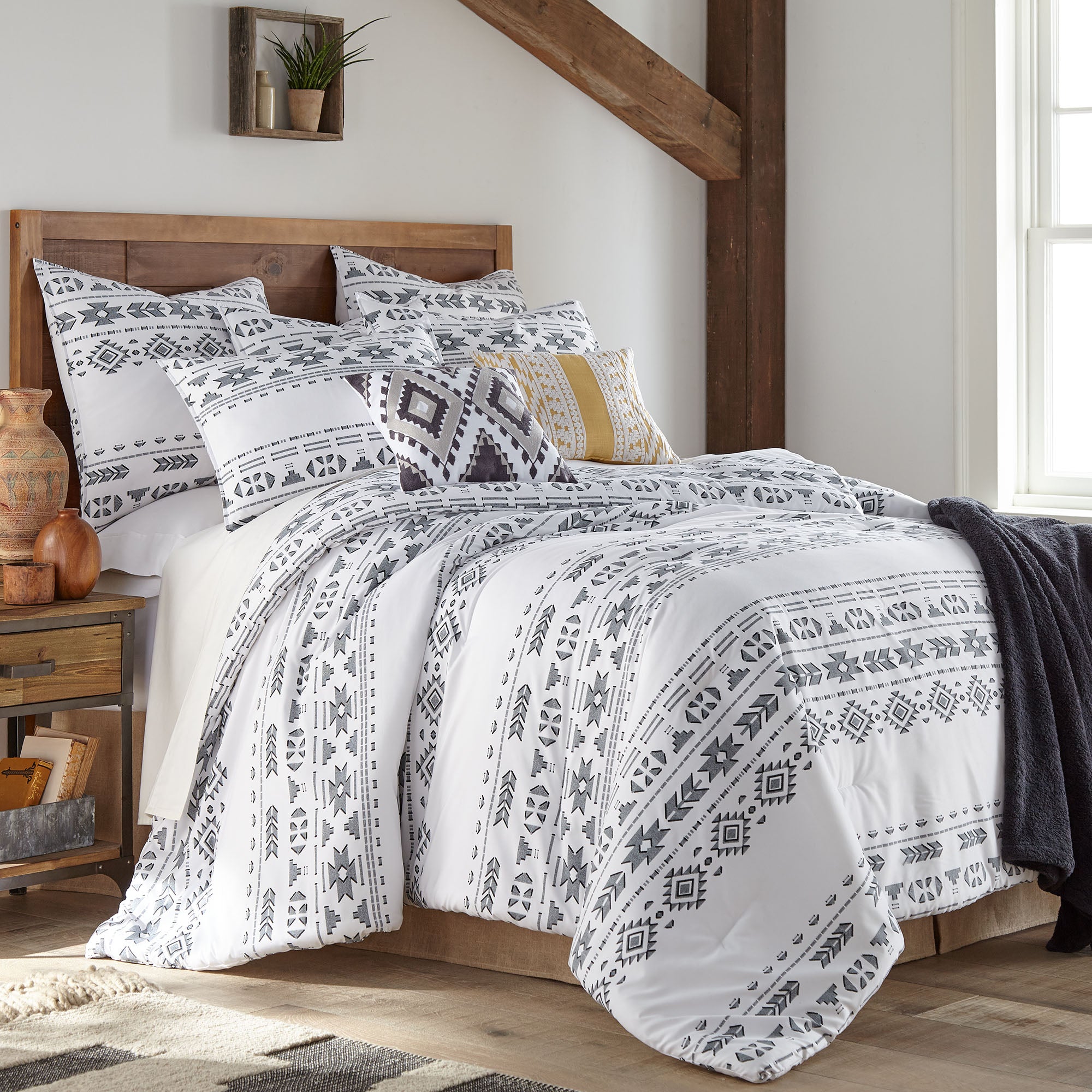 Lakota 8PC Comforter Set