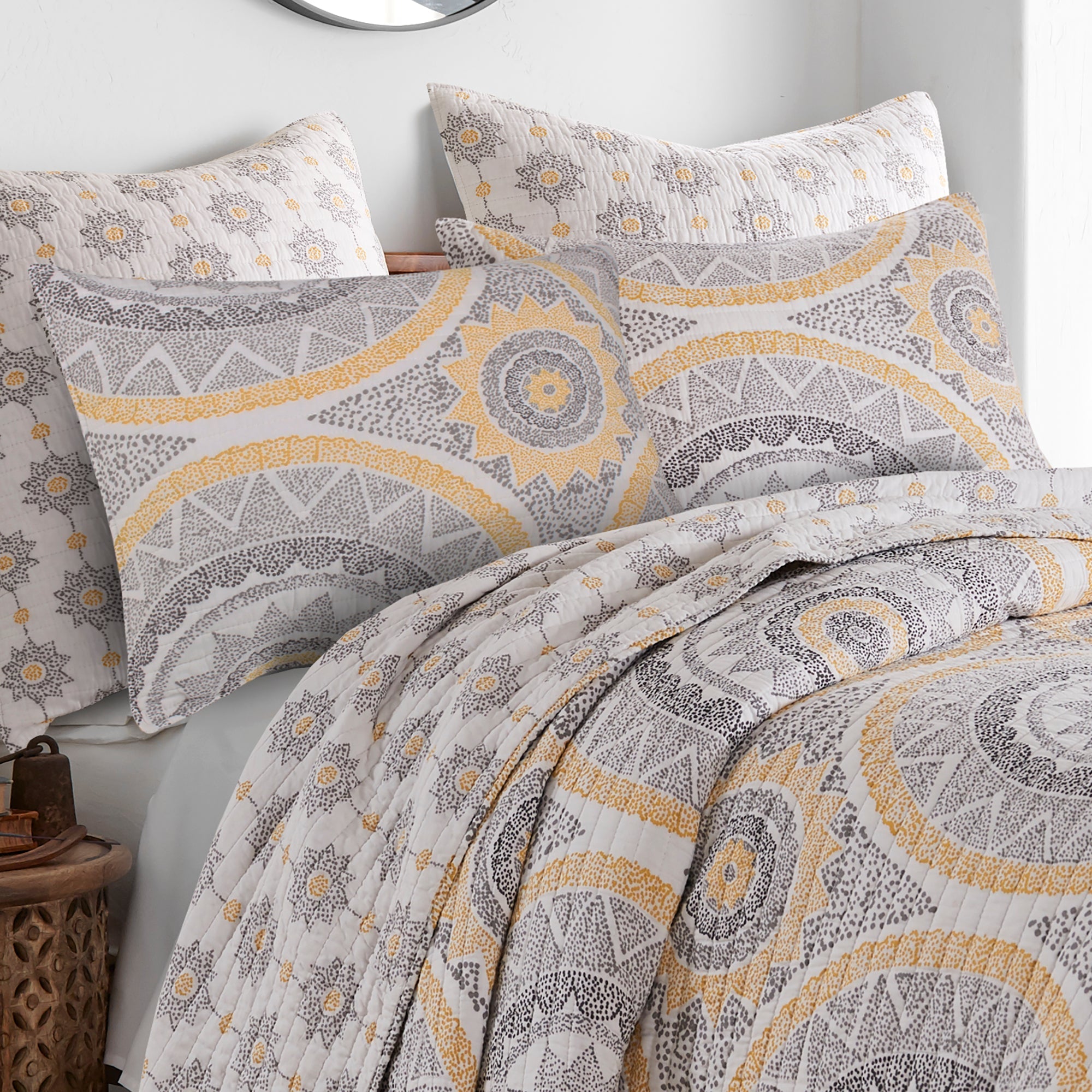 Luiza Ochre Quilt Set