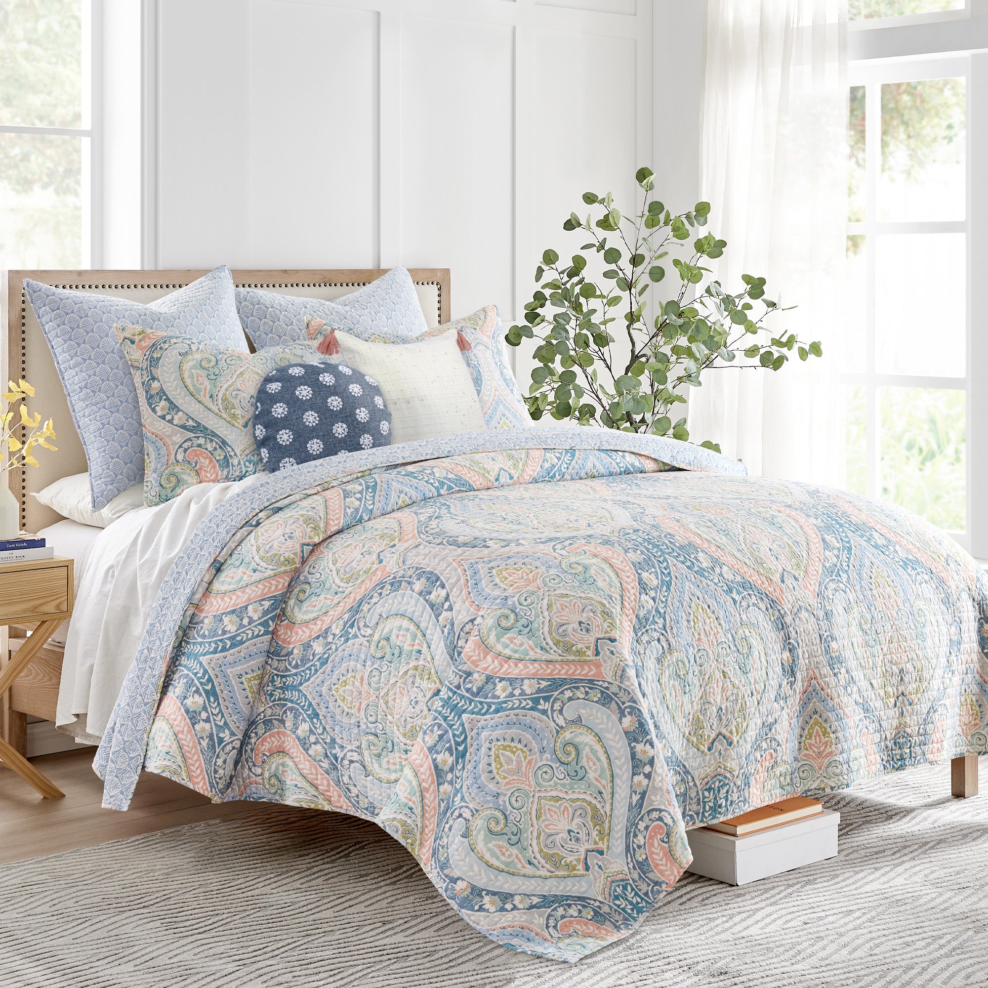 Nadita Quilt Set