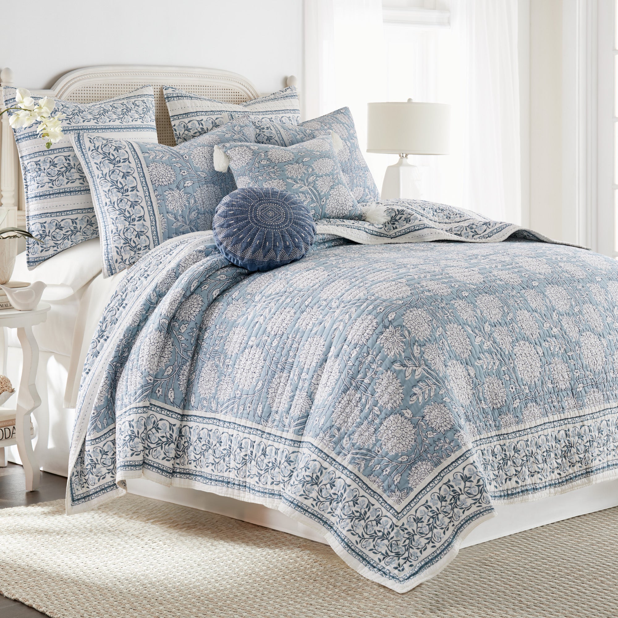 Adare Blue Quilt Set