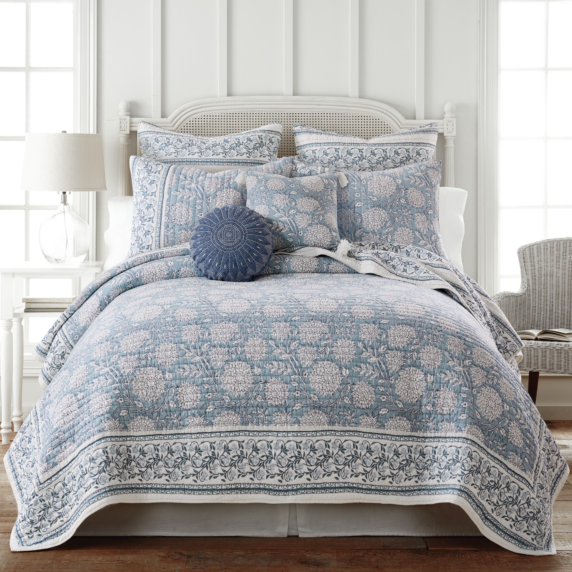 Adare Blue Quilt Set