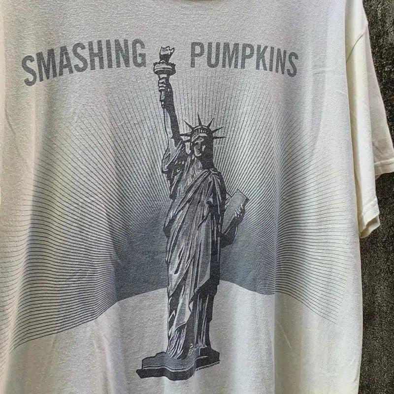 Vintage Sm@shing Pumpkins Statue Tee