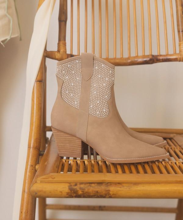 Pearl Studded Western Boots