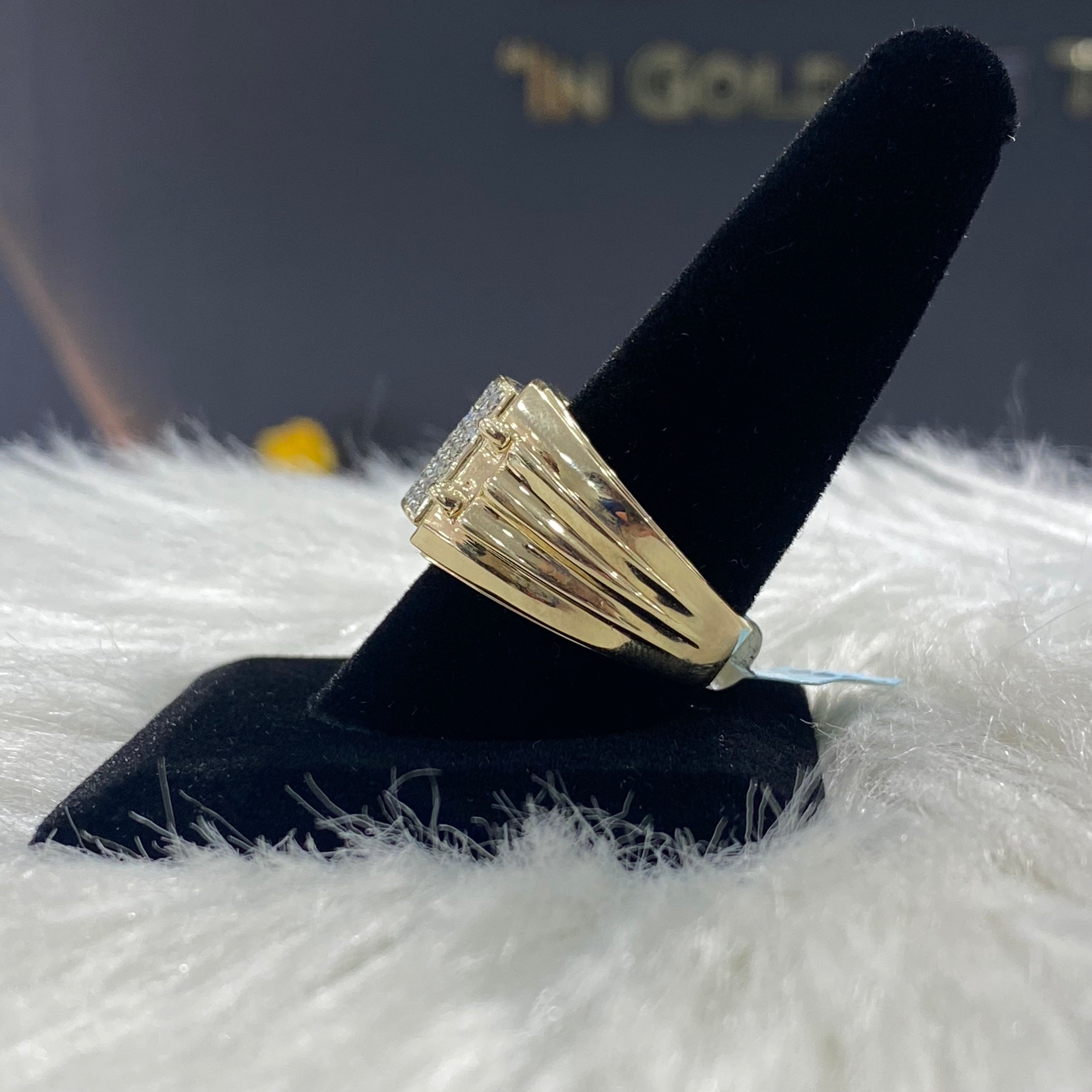 10K Yellow Gold Diamond Fashion Ring 0.47Ct Dia / 9.1gr / Size 10.5