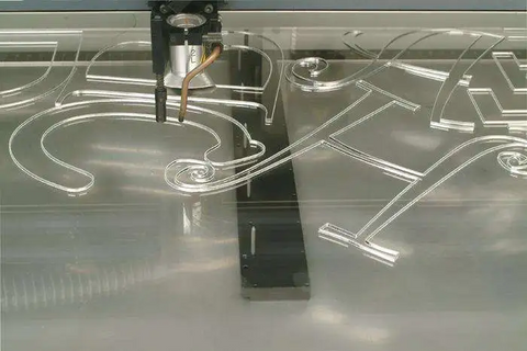 Plexiglass laser cutting
