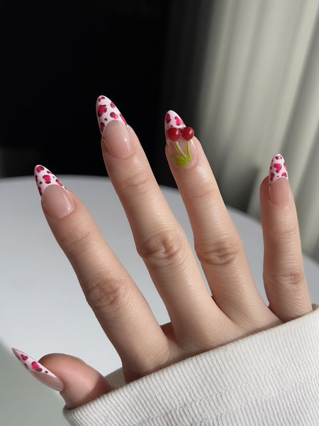 11 meilleurs modèles d'ongles en acrylique colorés pour 2024
