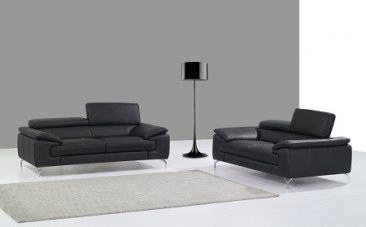 J&M Furniture A973 Italian Leather Loveseat