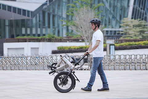 ロードバイク乗りで悩む首の痛みとその対策