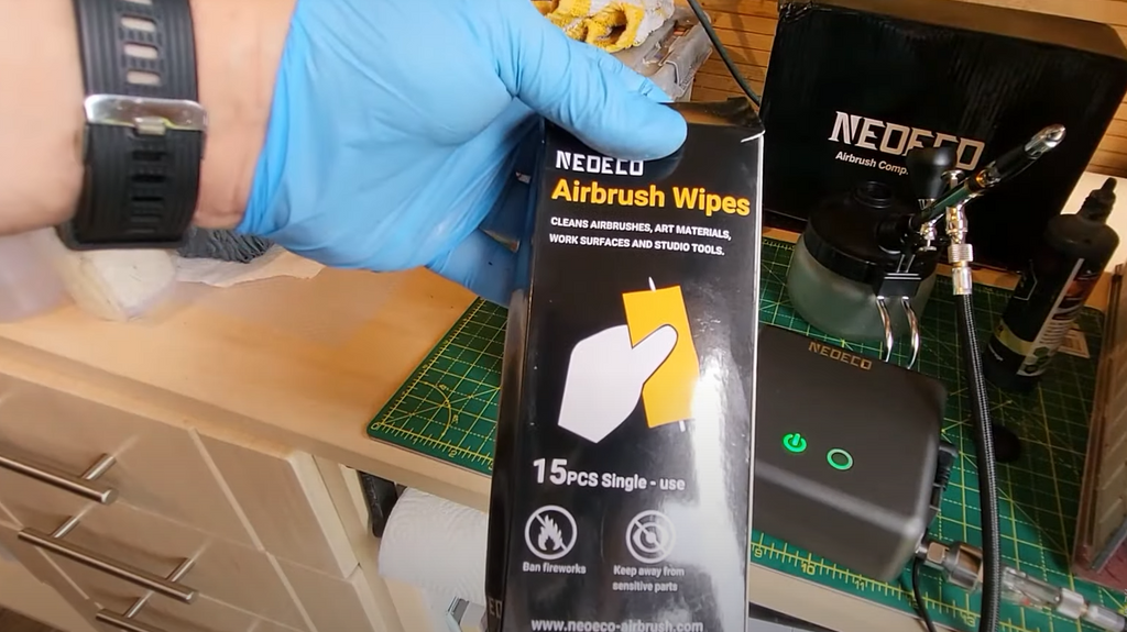 Cleaning the Airbrush