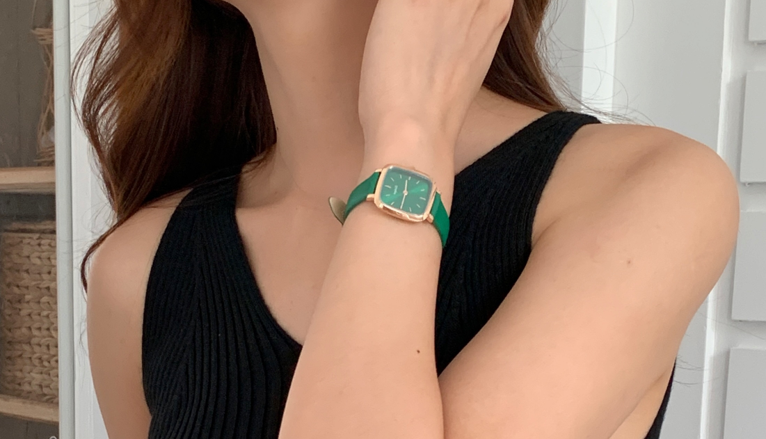 Little Green Quartz Women's Watch with calf leather strap