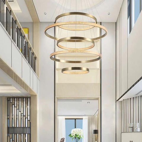 Moderner goldener Halo -LED -Ring -Kronleuchter