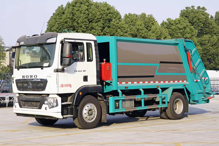 Camion compacteur de déchets HOWO 4 * 2 16m³
