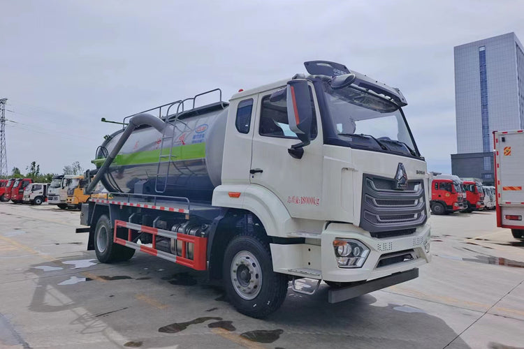 Howo 12 cubic meters 14 cubic meters 4x2 sewage suction truck vacuum truck