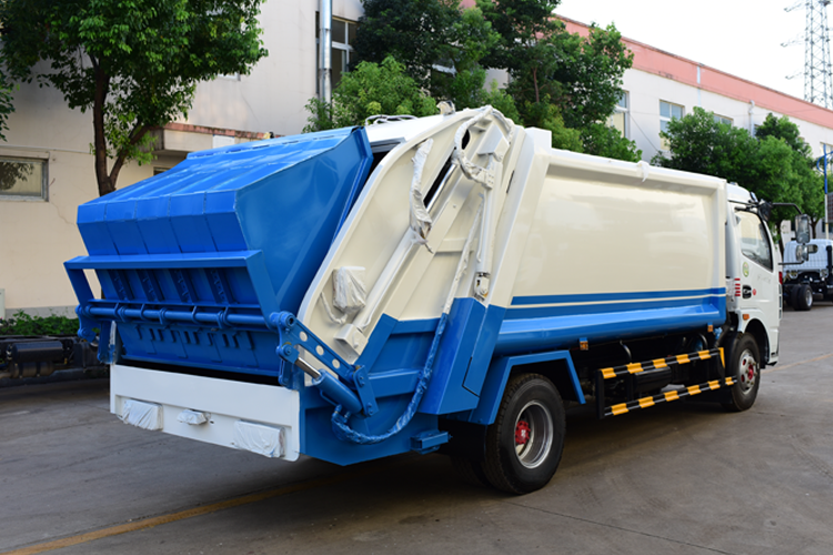 Мусоровоз-уплотнитель DONGFENG 7 м³
