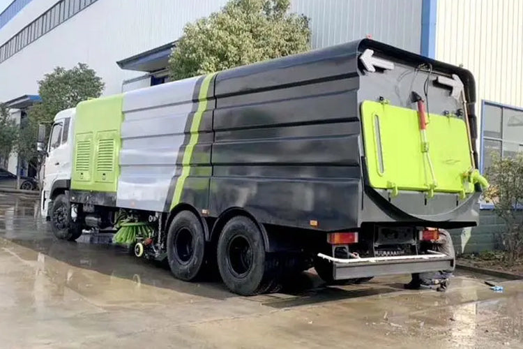 Voiture de nettoyage et de balayage Dongfeng 6x4 10 bacs cubes 12 réservoirs d'eau cubes