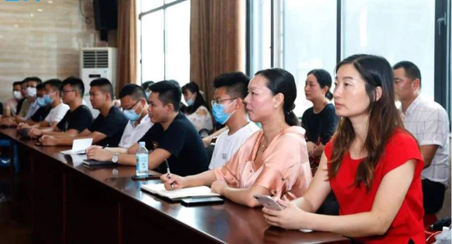 КЛВ АВТОМОБИЛЬНАЯ ГРУППА, ООО