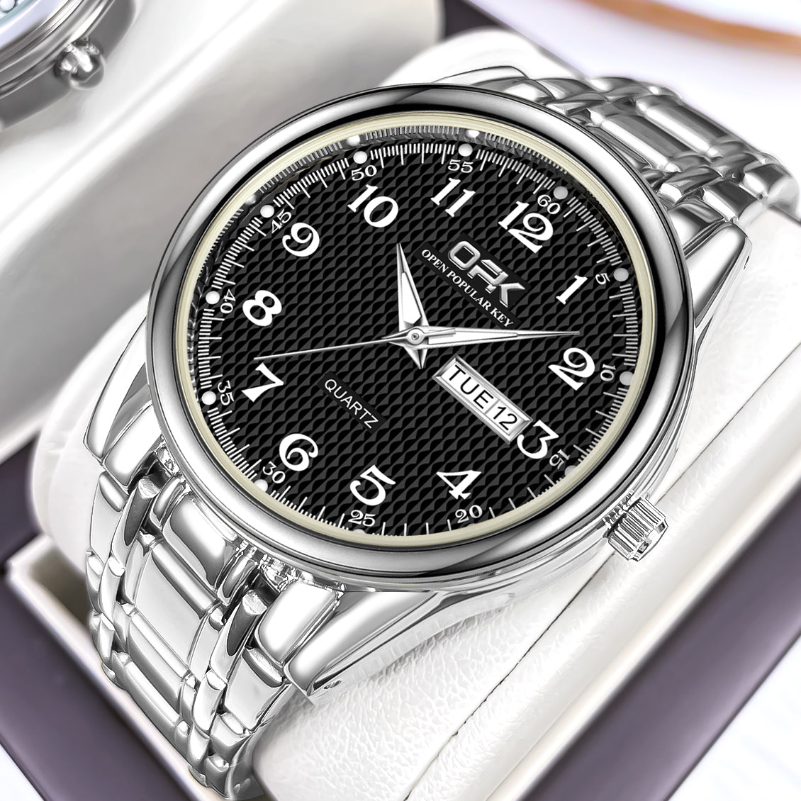 Fashion-forward Quartz Watch Collection W06OPK88110M