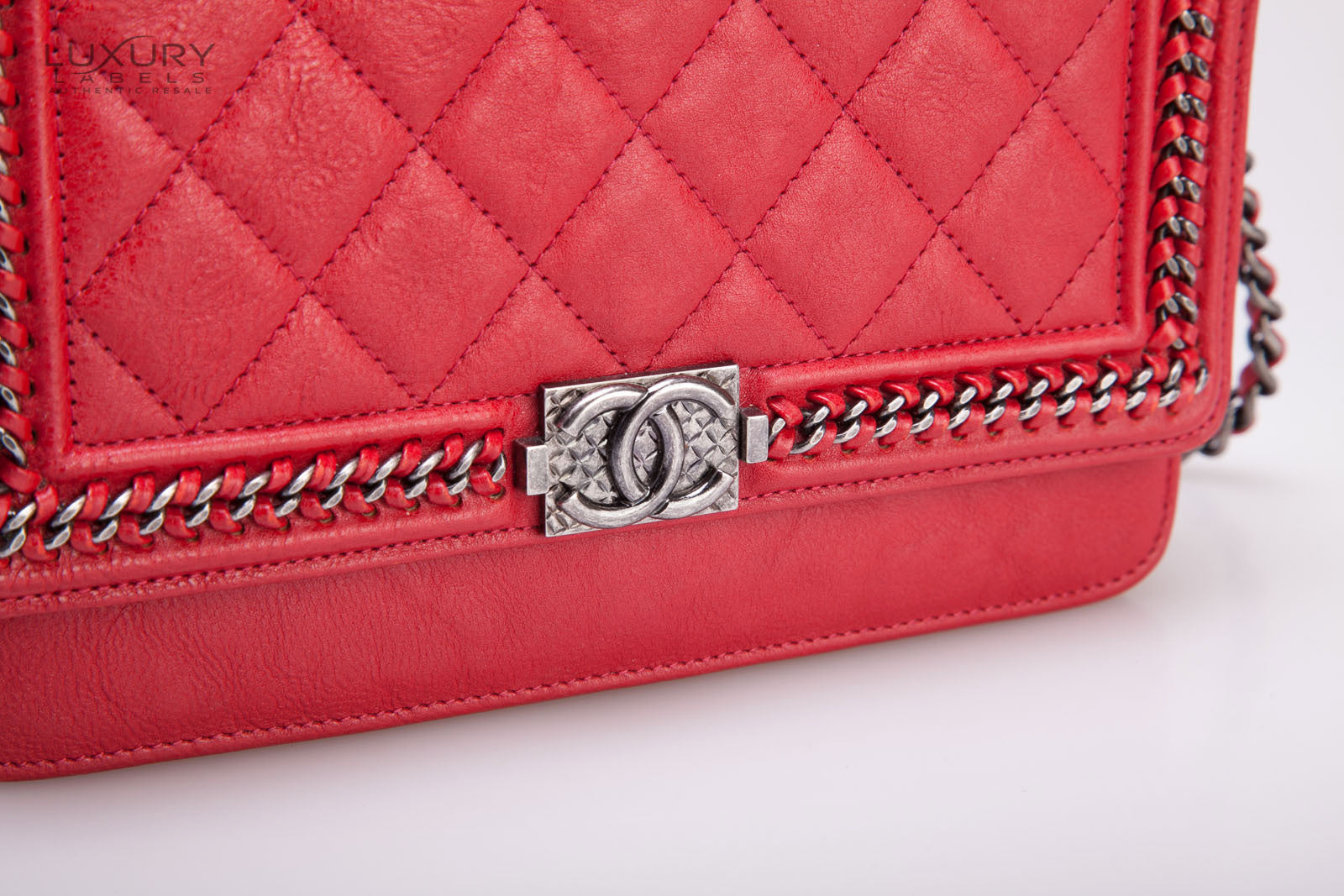 CHANEL LE BOY CHAIN AROUND RED WOC WALLET ON CHAIN