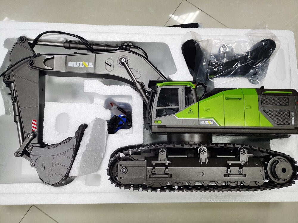 Huina 1593 Alloy Excavator