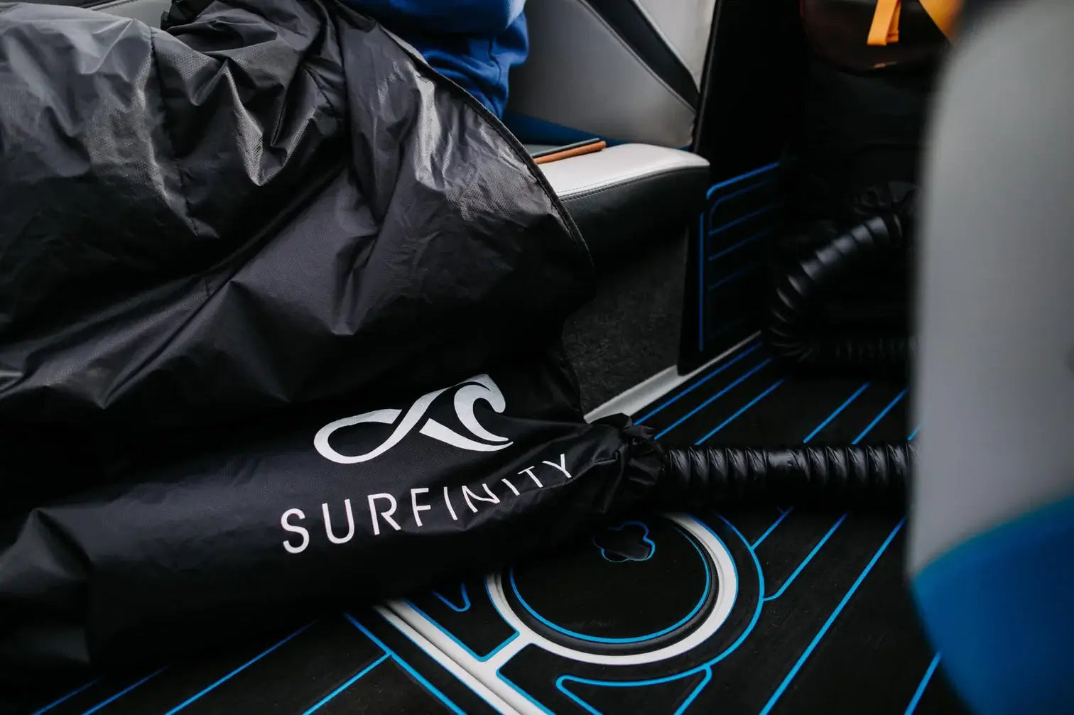 Malibu/Axis Heated Boat Blankets by Surfinity