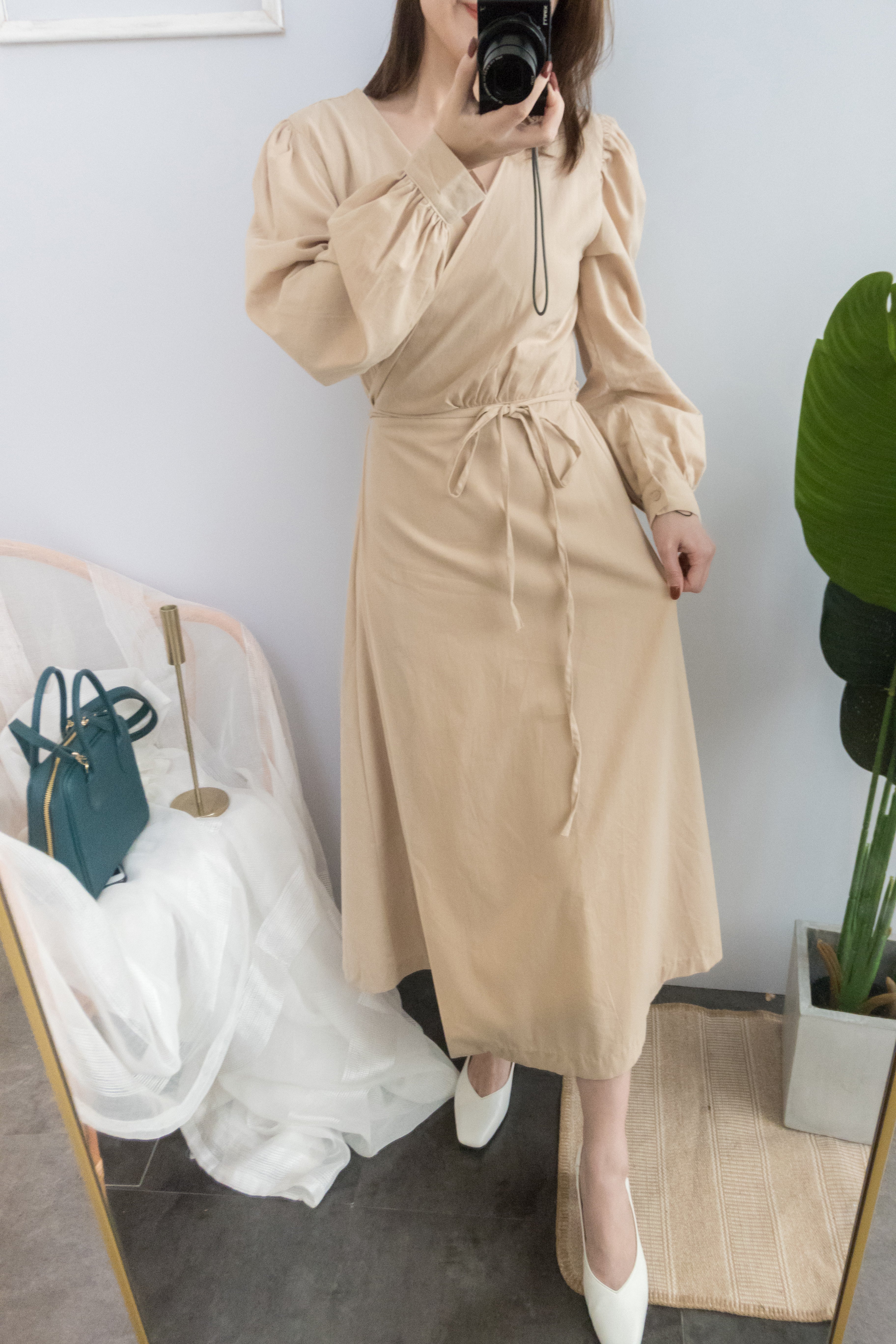 garden 自然淑女杏麦v领包裹显瘦连身长裙, dress/ ds8759