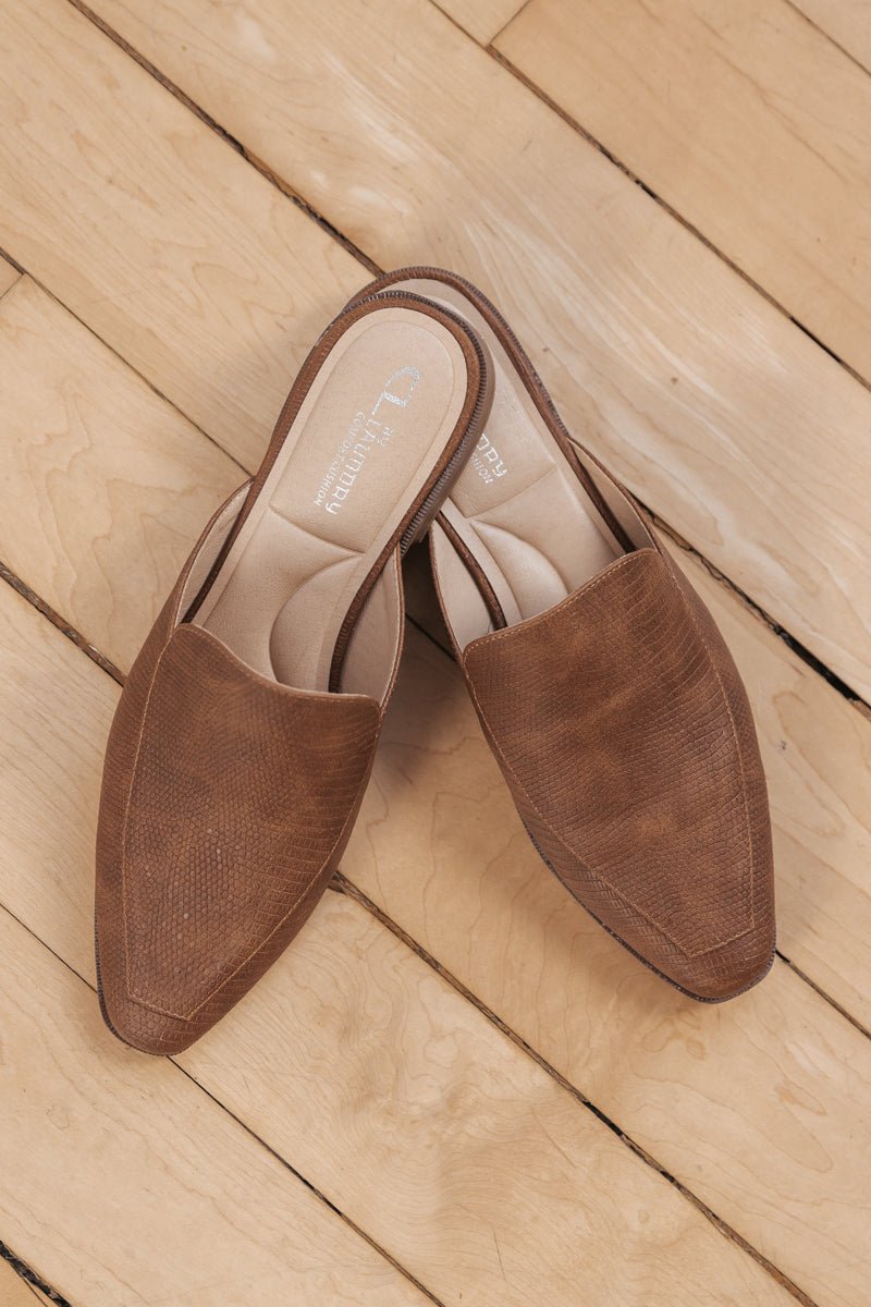 Chinese Laundry Brown Softest Mule