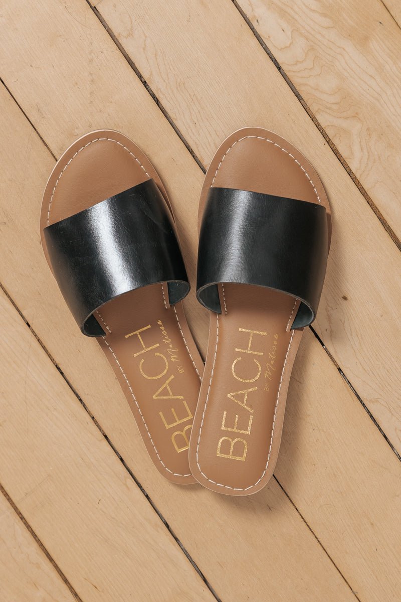 Coconuts by Matisse Cabana Slides - Black