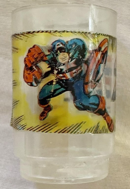 Captain America Marvel Comics vintage 1970s quarter vending machine mini plastic cup