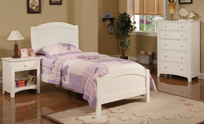 Poundex Youth Wooden Bed in White