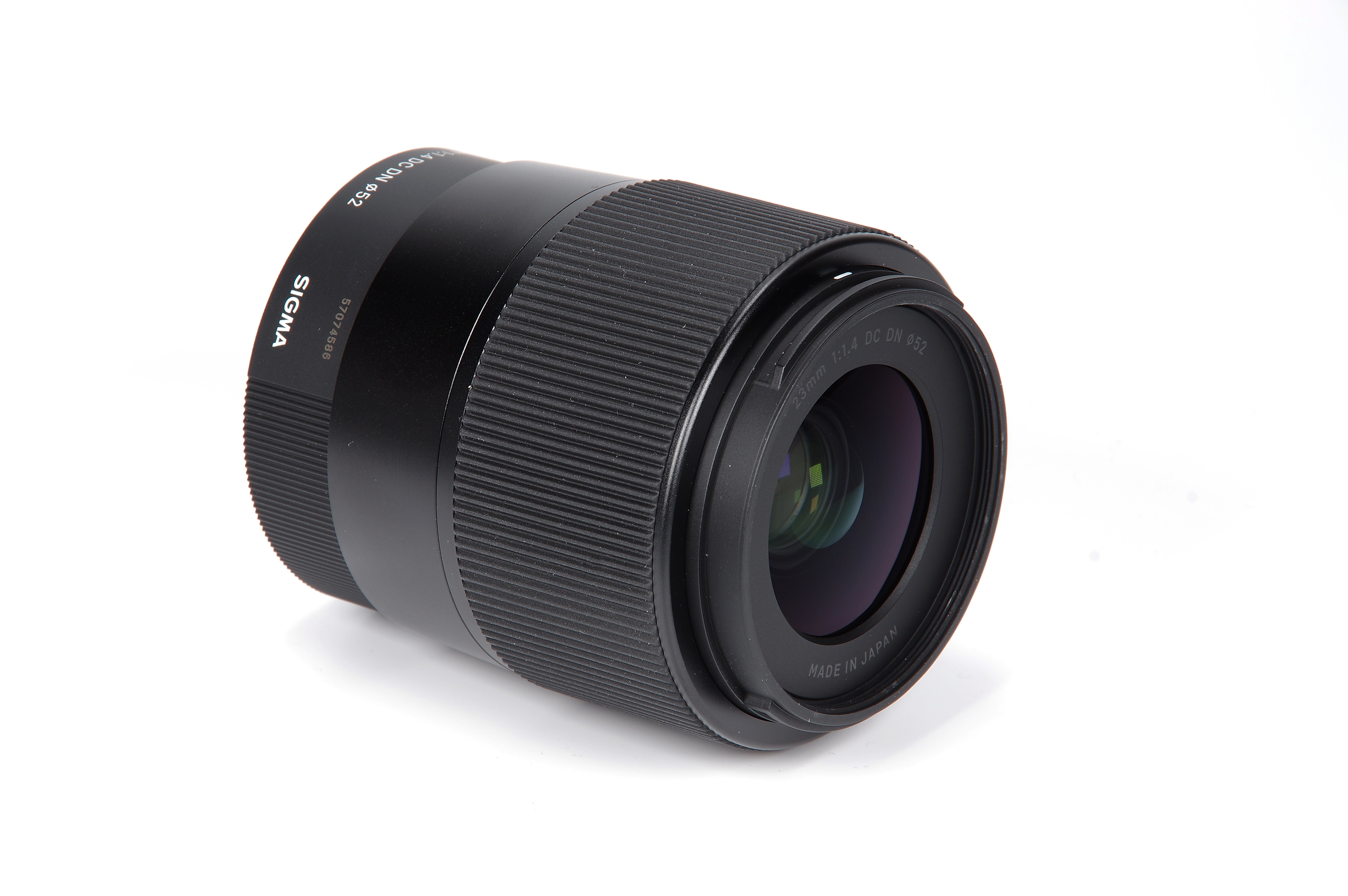 Sigma 23mm f/1.4 DC DN Contemporary Lens (FUJIFILM X) - 10PC Accessory Kit