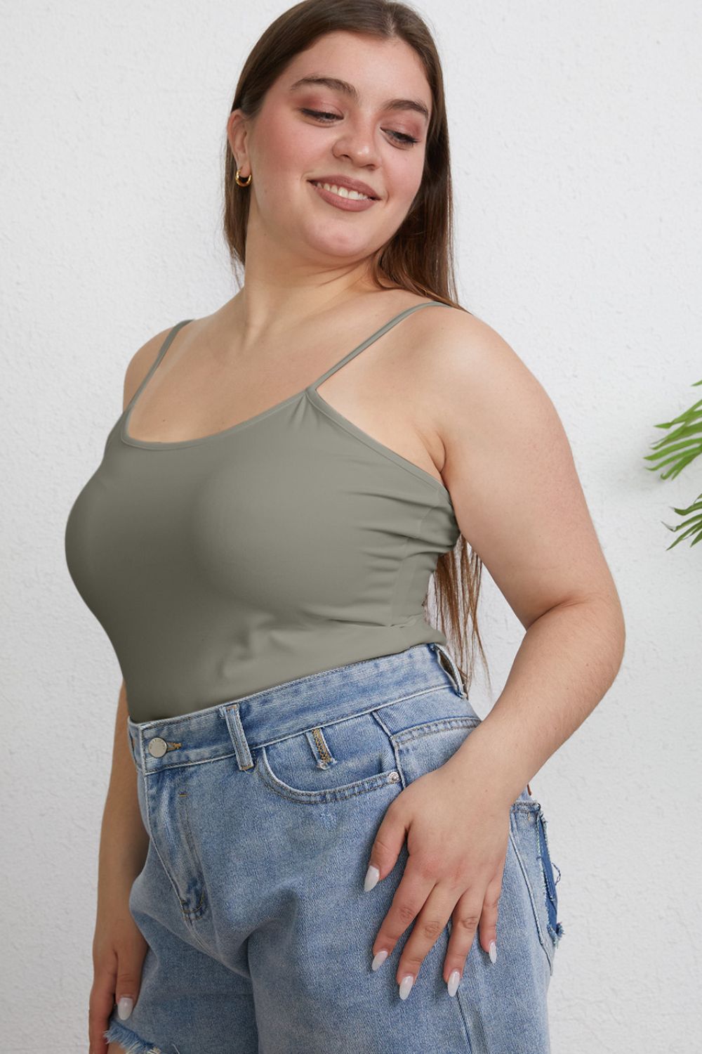 Basic Bae Round Neck Slim Cami (Full Size)