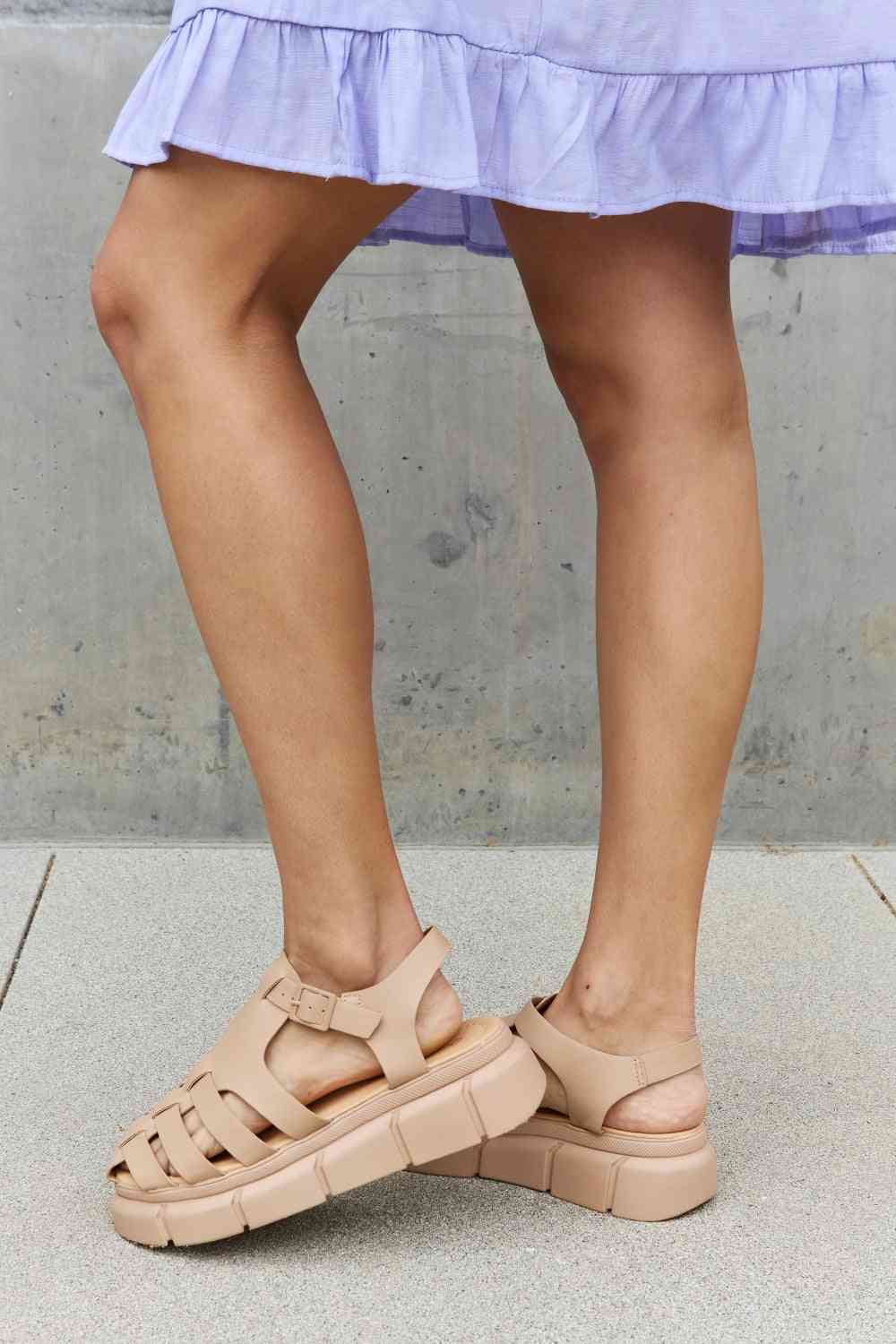 Qupid Platform Cage Stap Sandal in Tan