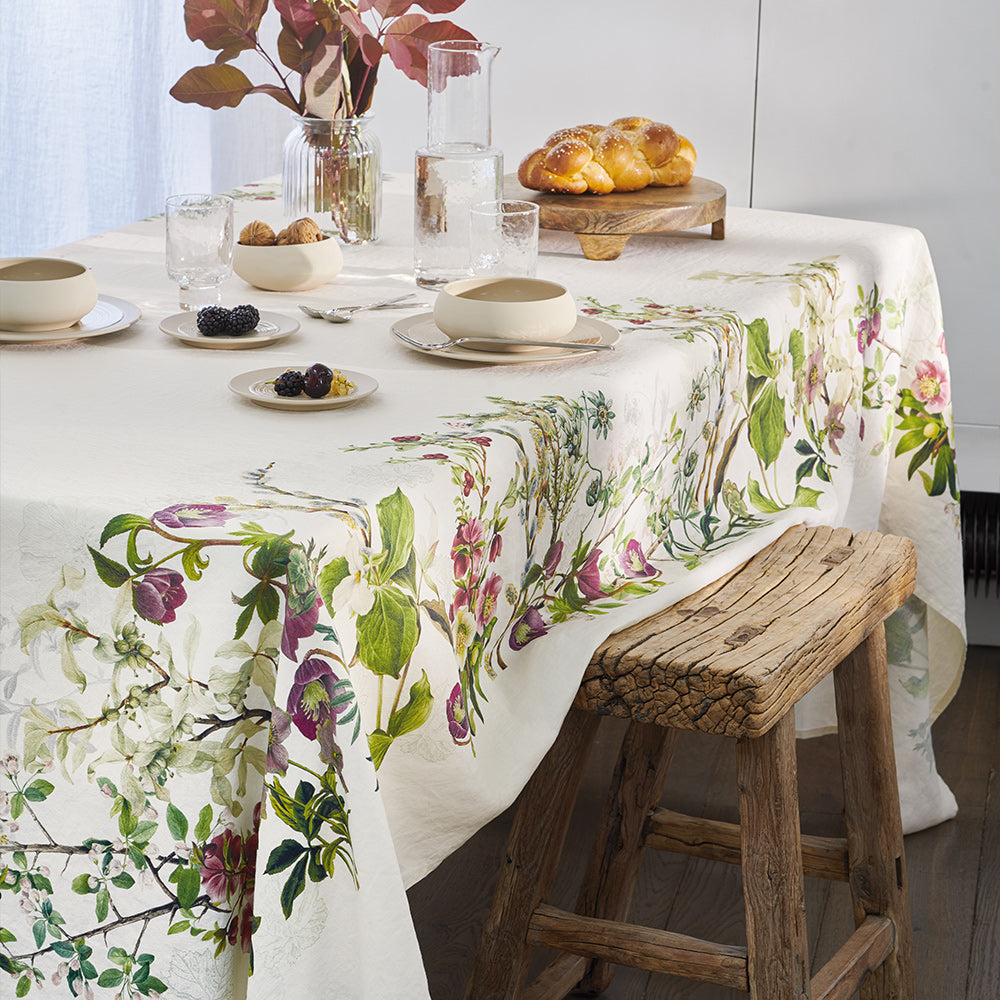 Garnier-Thiebaut, Justine Natural French Pre-Washed Linen Winter Table Runner