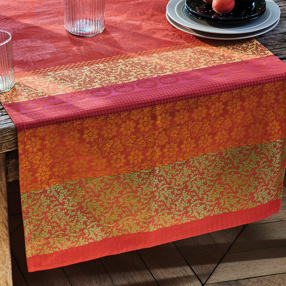 Garnier-Thiebaut, Mille Roses Festives, Sangria Tablecloths, Coated & Non-Coated