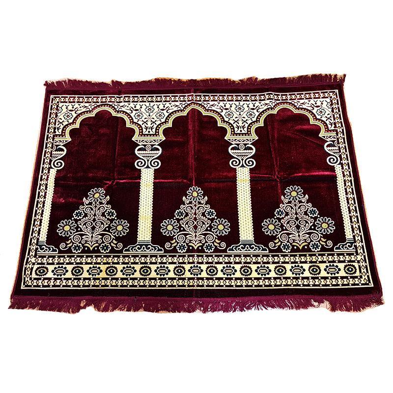 Islamic Plush Prayer Rug (3 Persons)