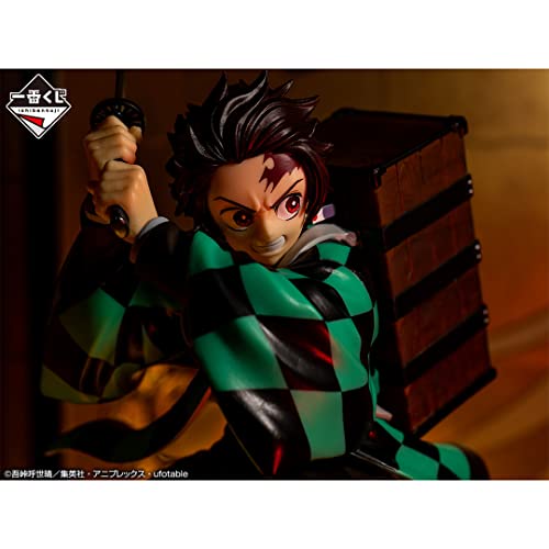 Bandai Spirits Ichibansho Ichiban - Demon Slayer: Kimetsu no Yaiba - Tanjiro Kamado (The City Where Demons Dwell), Figure 7.5 inch