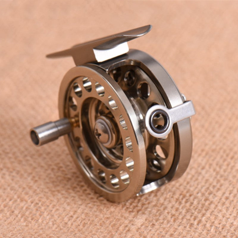 Ultimate Rock Fishing: Rock Rod Wheel for Precision Casting and Versatile Angling