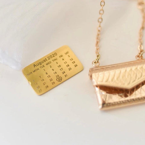 Custom Pet Portrait Envelope Necklace Engraved Pet Photo Necklace