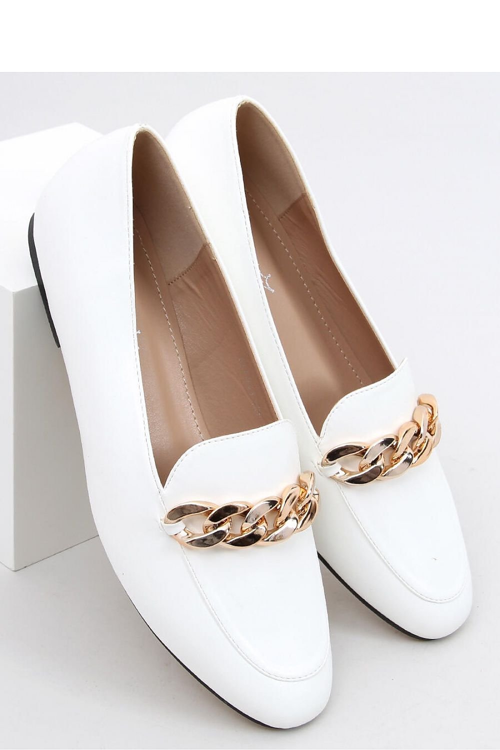 White Loafers With Rhinestone Gold Chain Lick Moccasins For Women