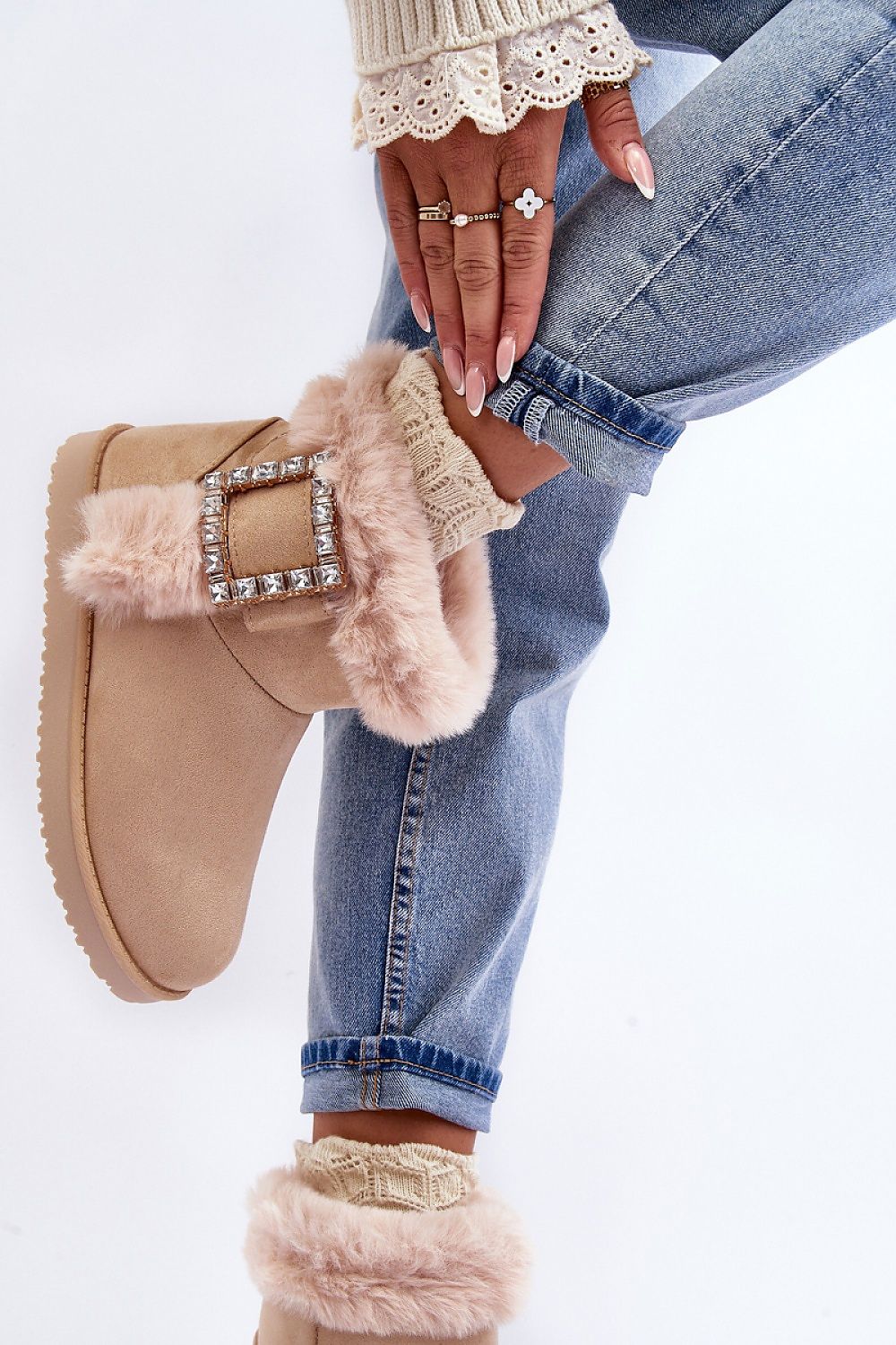 Autumn-winter Fashionable Suede Solid Beige Snow Boots Thick Fur
