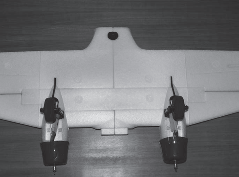 Dynam DC-3 Skybus Build