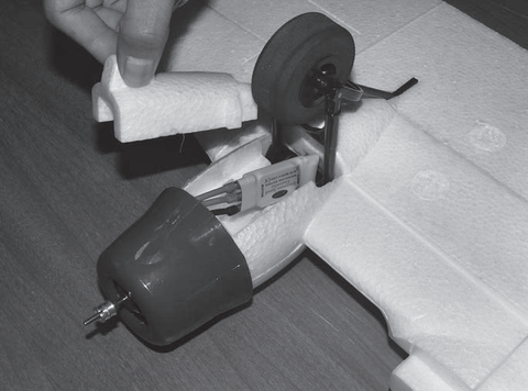 Dynam DC-3 Skybus Build