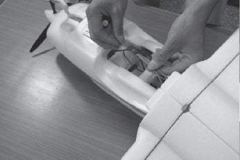 Dynam SR22 V2 Trainer Assembly Manual