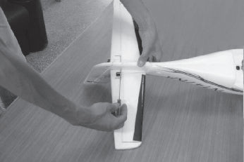 Dynam SR22 V2 Trainer Assembly Manual