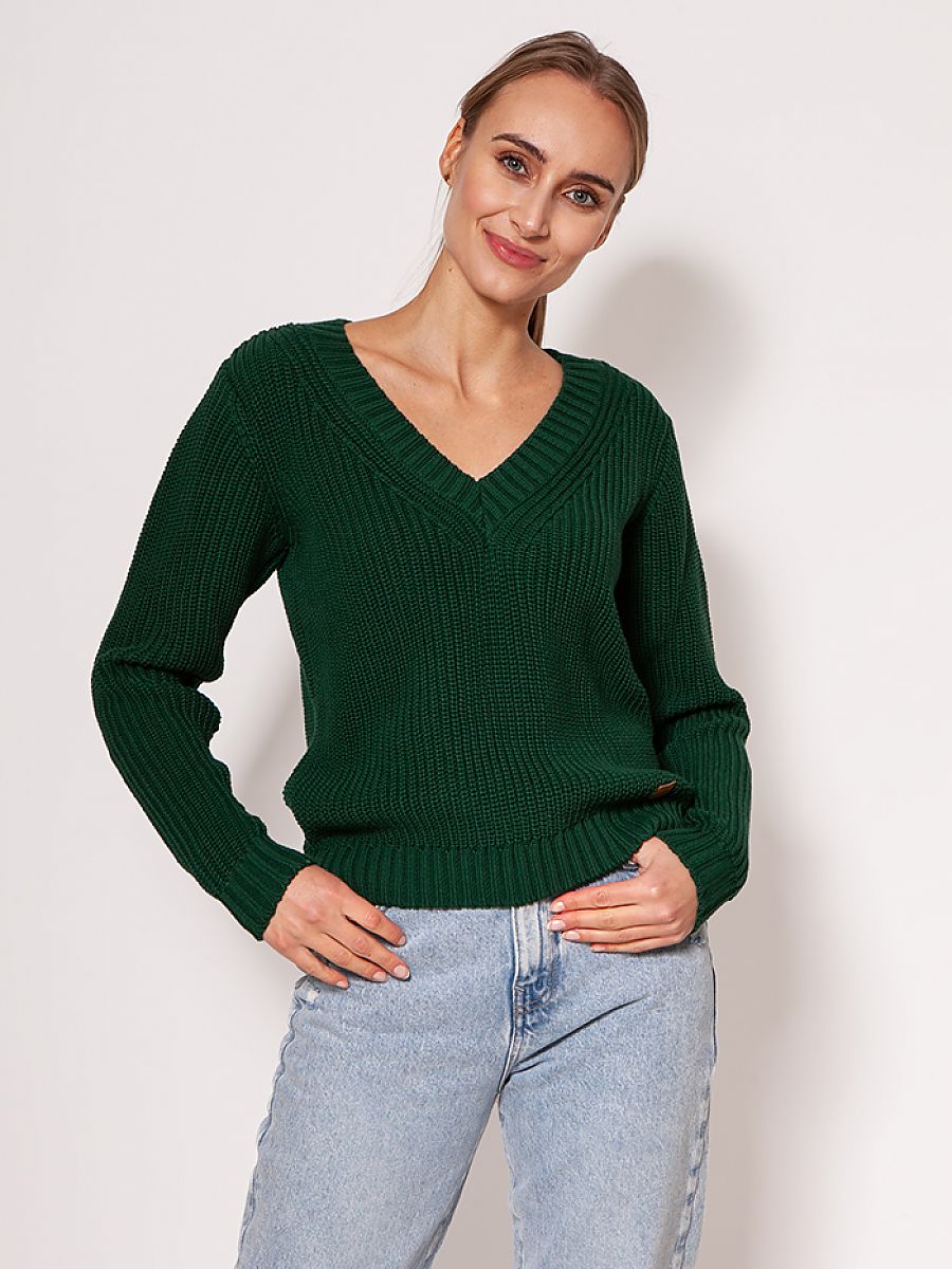 Simple V Neck Sweater in Forest Green