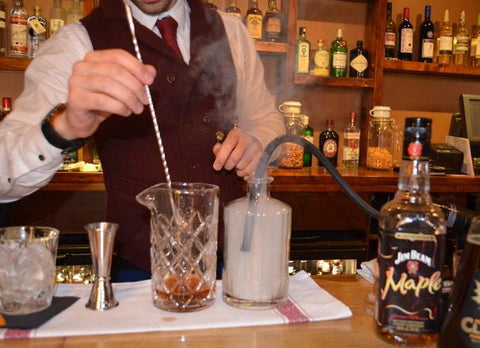 smoke-a-cocktail-with-smoking-gun