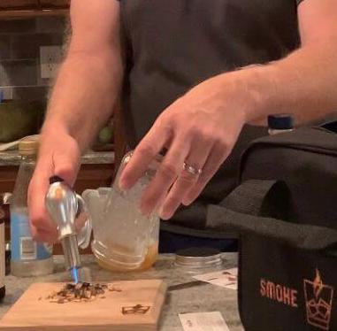 use-a-cocktail-smoker-kit